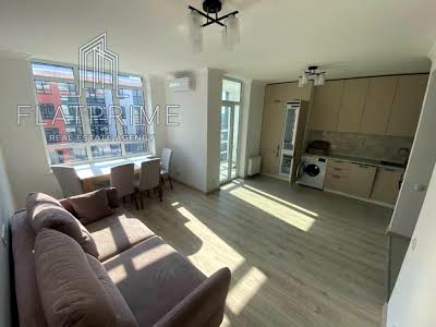 квартира за адресою Миколи Гулака вул., 4