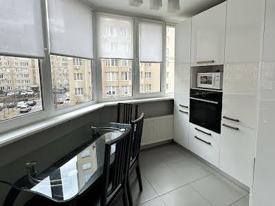 квартира по адресу Миру ул., 50