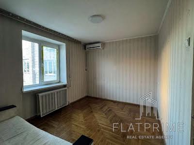 квартира за адресою Петра Радченка вул., 15