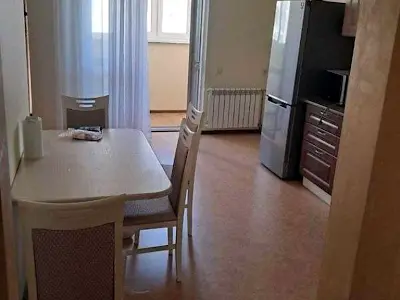 квартира по адресу Александровская ул., 1