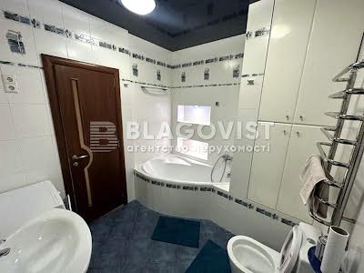 квартира по адресу Василия Тютюнника ул. (Анрі Барбюса), 56