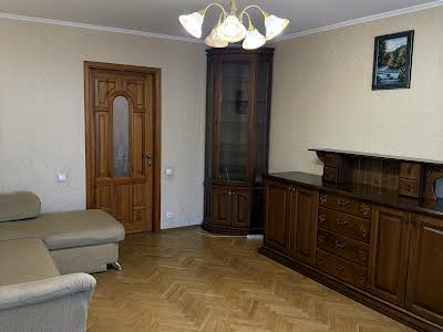 квартира за адресою Валерія Лобановського просп. (Червонозоряний), 18