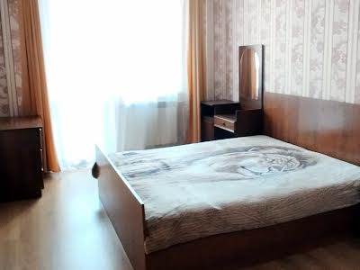 квартира за адресою Рональда Рейгана вул., 10