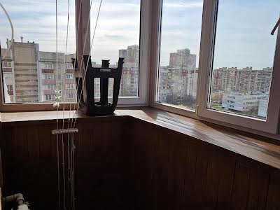 квартира за адресою Леоніда Бикова бульв., 5