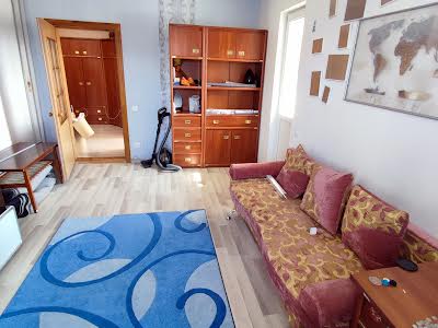 квартира за адресою Феодосійський пров., 14а