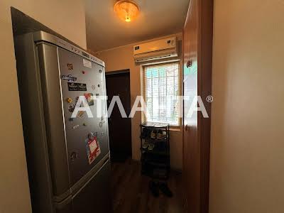 квартира за адресою Утьосова вул., 6