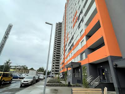 квартира за адресою Озерна вул., 27А