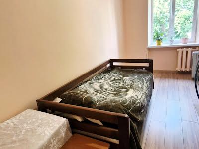 квартира за адресою Тернопільська вул., 13