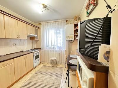 квартира за адресою Василя Симоненка вул., 7