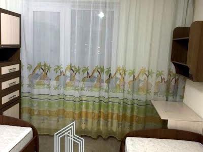 квартира за адресою Драгоманова вул., 12