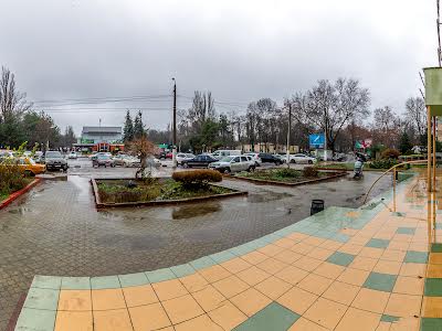 коммерческая по адресу Варненская ул., 7в