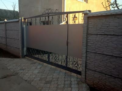 дом по адресу 6-я Линия
