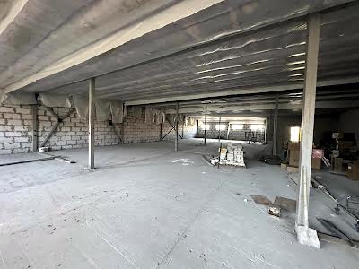 комерційна за адресою Чорних Запорожців вул. (Петра Запорожця), 28