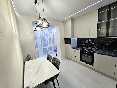 квартира по адресу Довга, 20 в