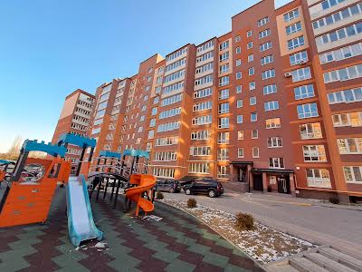 квартира за адресою Степана Бандери просп., 83-Б
