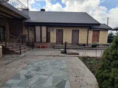 будинок за адресою Перемоги