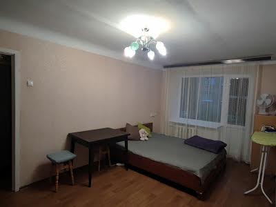 квартира за адресою Електриків вул., 28-Б