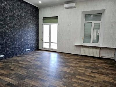 комерційна за адресою Велика Арнаутська вул., 64
