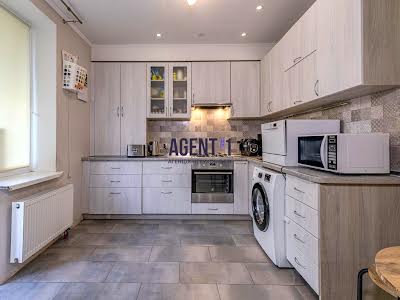 квартира за адресою Печерська вул., 24