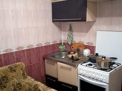 квартира за адресою Крошенська вул., 40