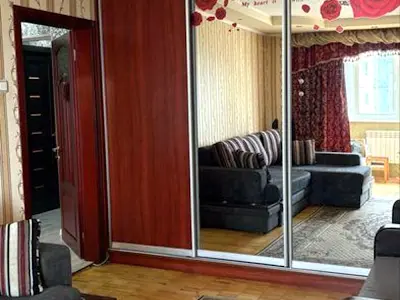 квартира за адресою Наталії Ужвій вул., 5