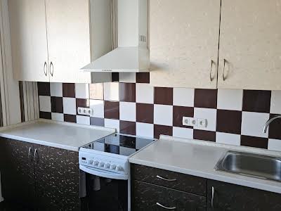 квартира за адресою Урлівська вул., 24