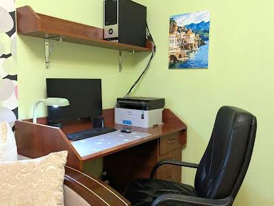 квартира за адресою Рональда Рейгана вул., 10