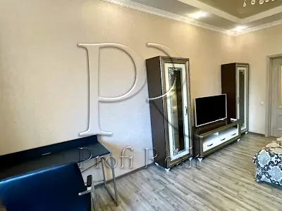 квартира за адресою Ділова вул. (Димитрова), 4