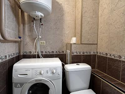 квартира по адресу Ивана Пулюя ул., 2