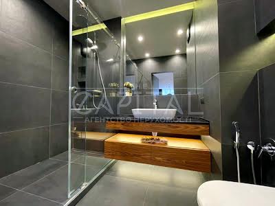 квартира за адресою Предславинська вул., 53