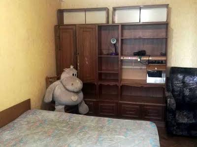 квартира за адресою Сулеймана Стальського вул., 6