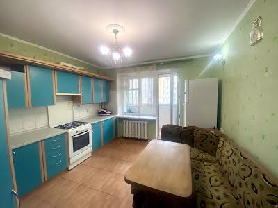 квартира за адресою Композитора Ніщинського вул., 28