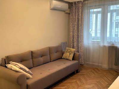 квартира по адресу Кловский спуск, 24