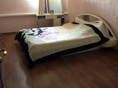 квартира за адресою Гоголівська вул., 27