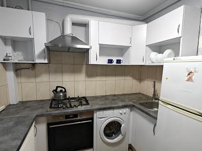 квартира за адресою Павла Чубинського вул. (Крупської), 4а