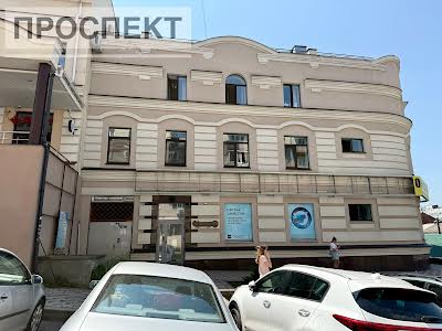 квартира за адресою Воскресенська вул., 13-Б