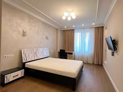 квартира за адресою Дмитрівська вул., 75