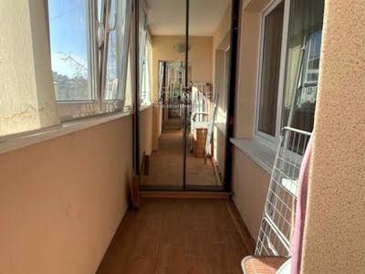 квартира за адресою Автозаводська вул., 39