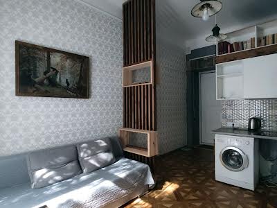квартира по адресу Гладишевського, 10