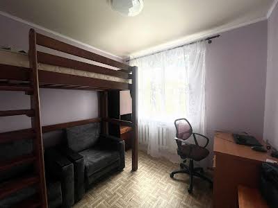 квартира по адресу Космонавтов ул., 142