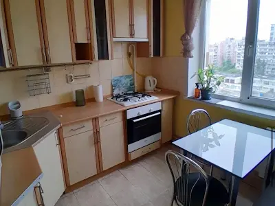 квартира за адресою Зої Гайдай вул., 6