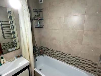 квартира за адресою Григорія Ващенка вул., 1