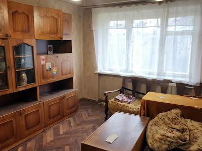 квартира за адресою Білоруська вул., 10/18