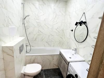 квартира за адресою Корольова вул., 4