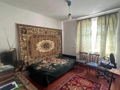 дом по адресу Будівельників
