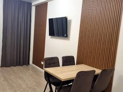 квартира за адресою Михайла Максимовича вул. (Онуфрія Трутенка), 26в