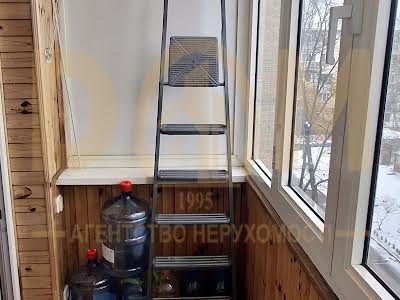 квартира за адресою Черняховського вул., 12