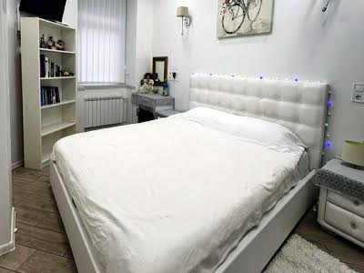 квартира по адресу Малая Житомирская ул., 5