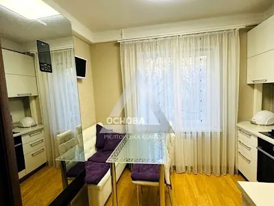квартира по адресу Школьная ул. (Героев Сталинграда), 18