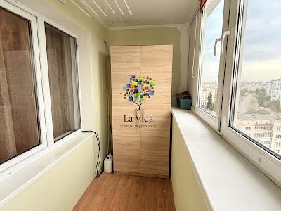квартира за адресою Озерна вул., 26